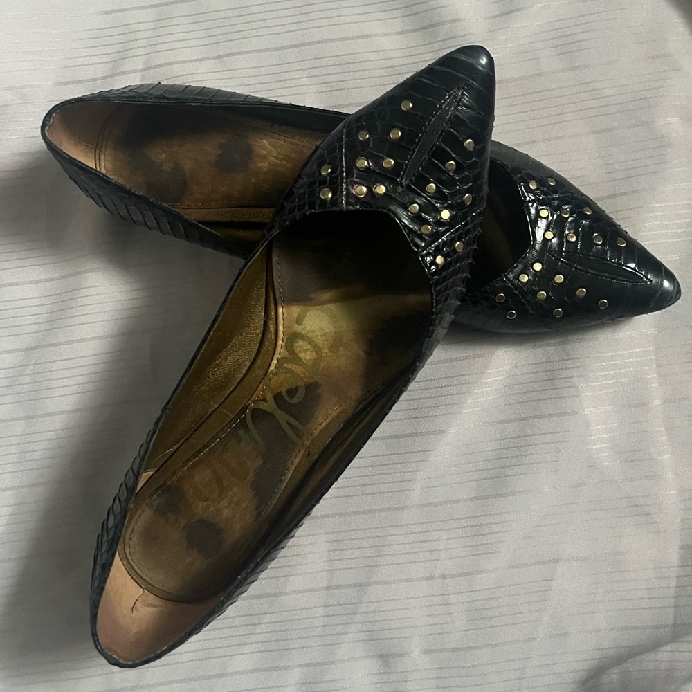 Sam Edelman - Rare Leather Studded Pointed Toe Flats - Black & Gold (Size: 7)